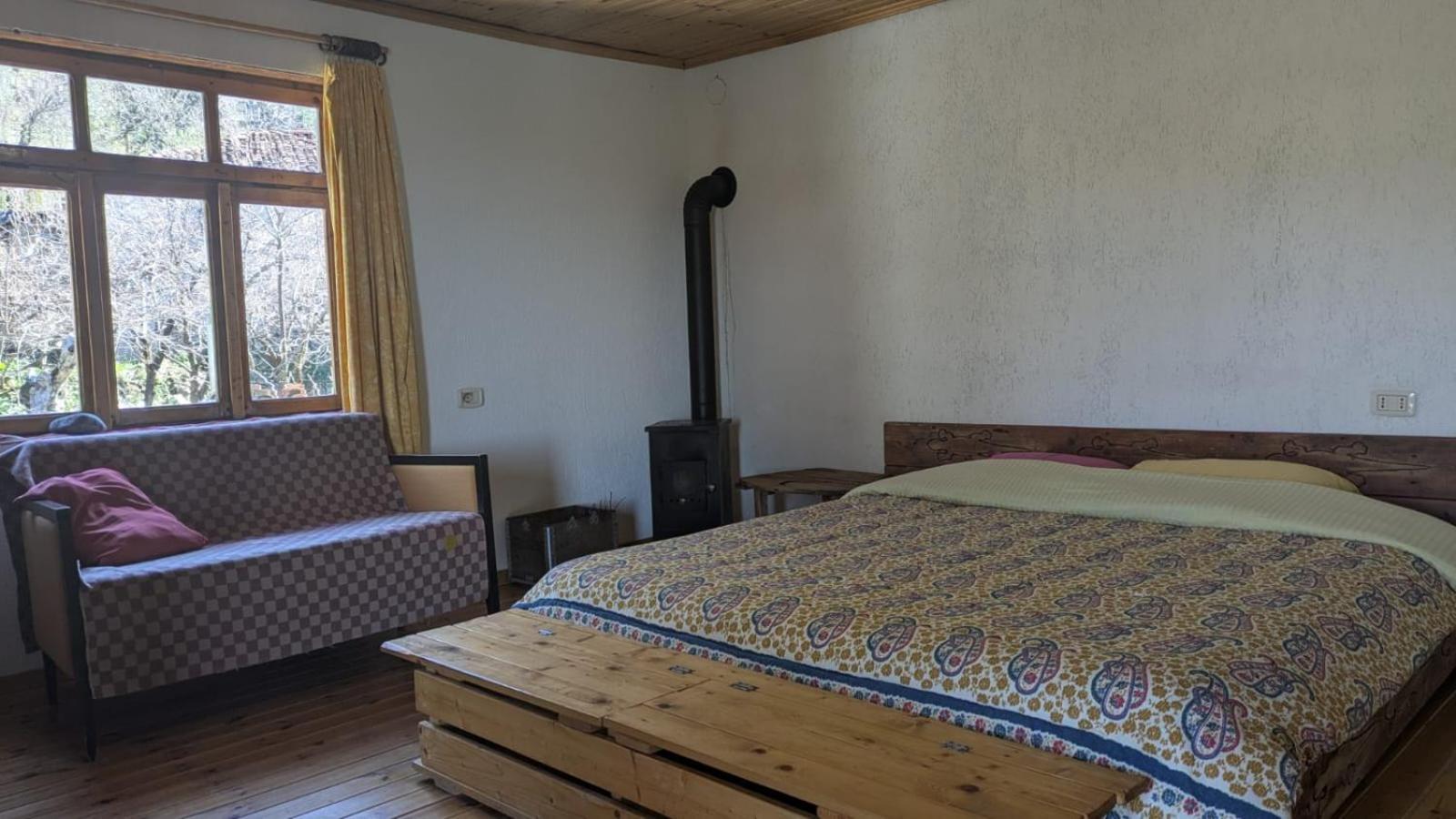 The House In The Village Pellumbas Exterior foto
